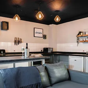 *** Hotel The Venue Serviced United Kingdom